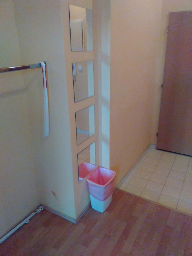 Studio Standard