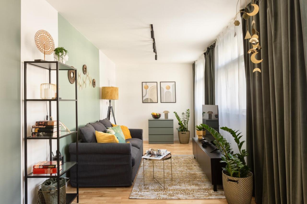 Studio Apartment,1482736841:JPEG
