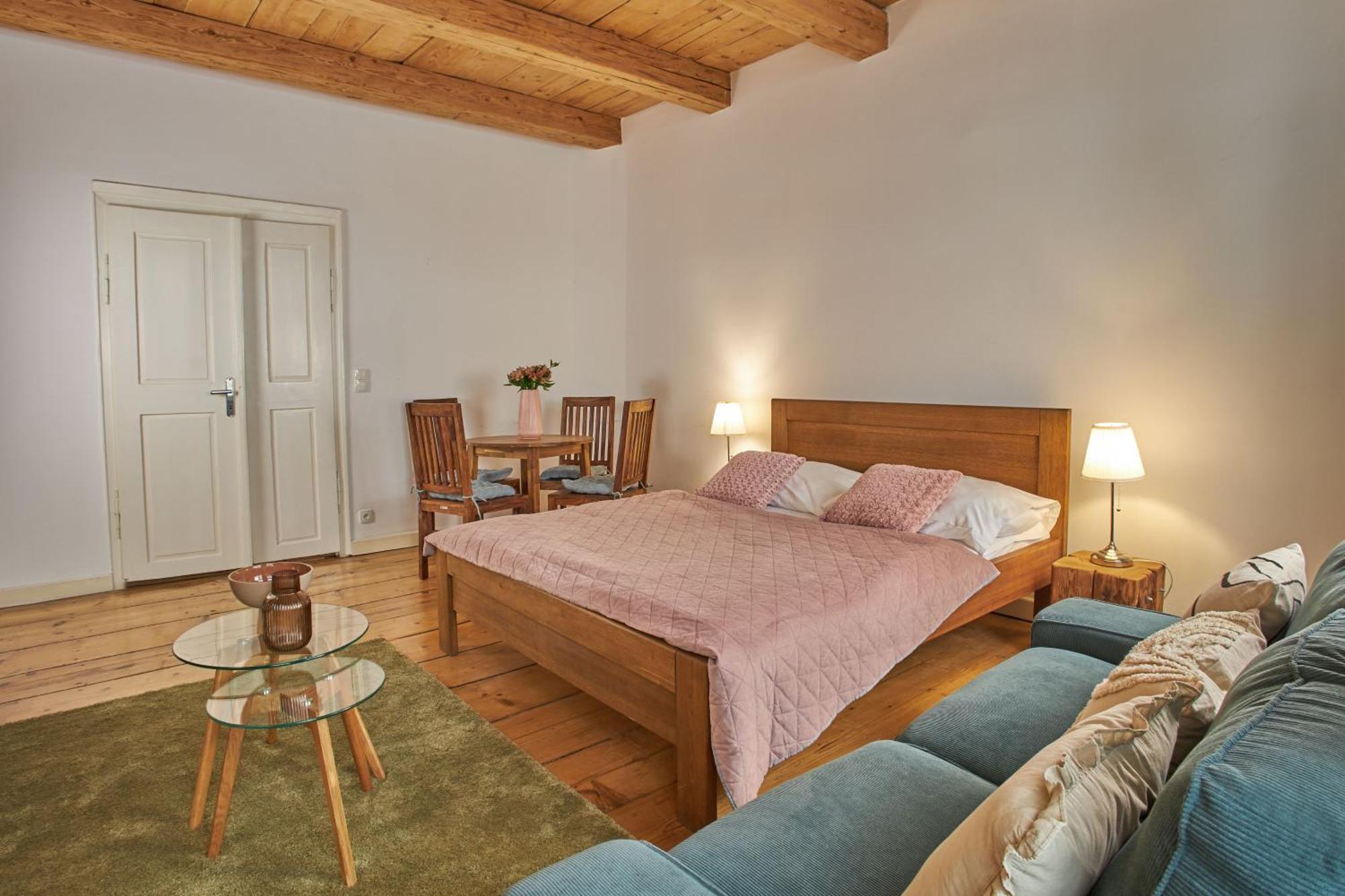 One-Bedroom Apartment Double or Twin Bed,1610316025:JPEG