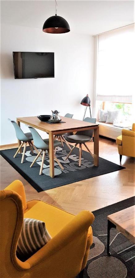 Two-Bedroom Apartment,1671260059:JPEG
