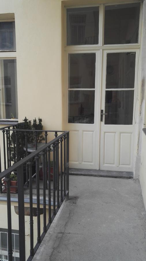 Two-Bedroom Apartment,640771695:JPEG