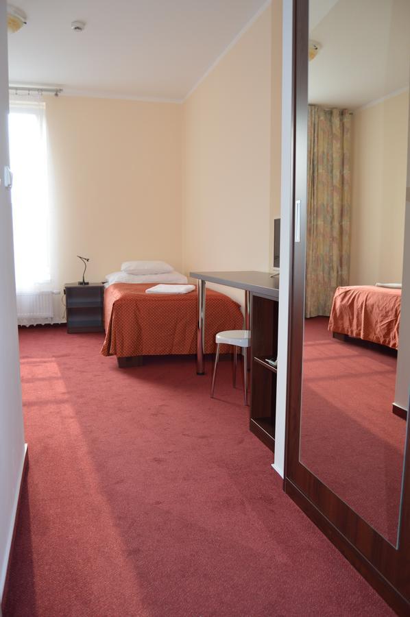 Twin Room with Private Bathroom