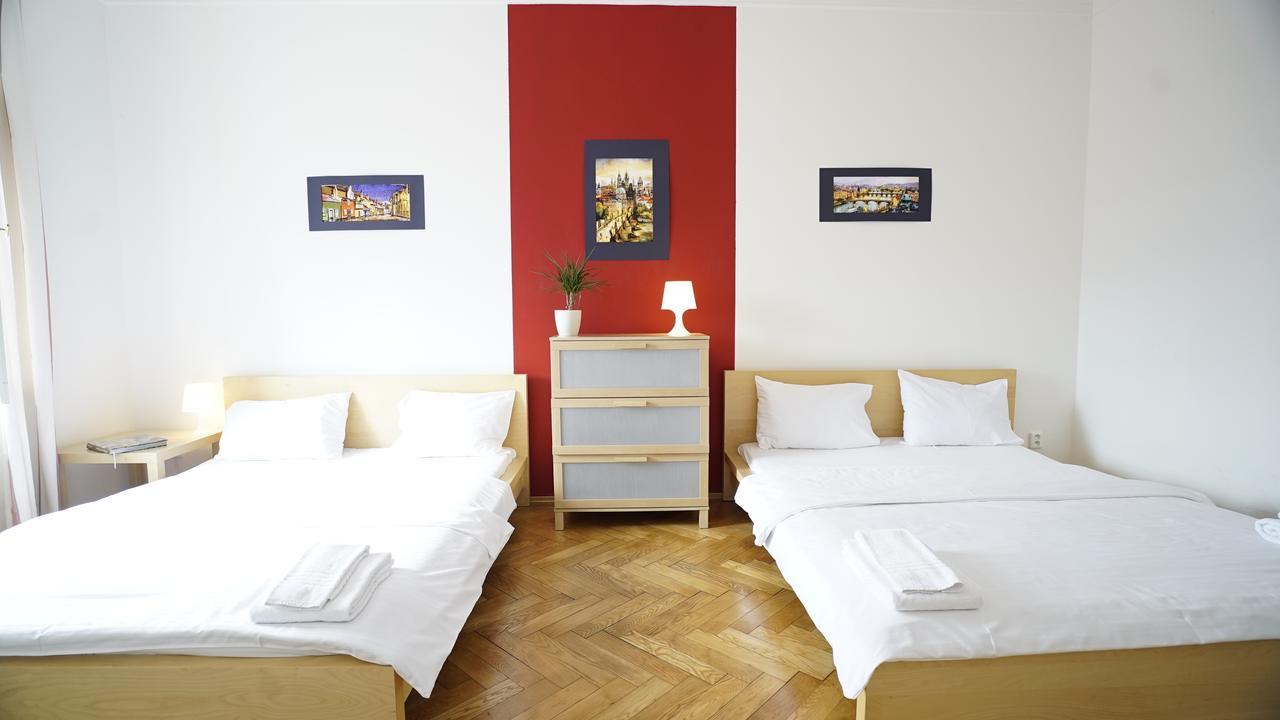 One-Bedroom Apartment,974863747:JPEG
