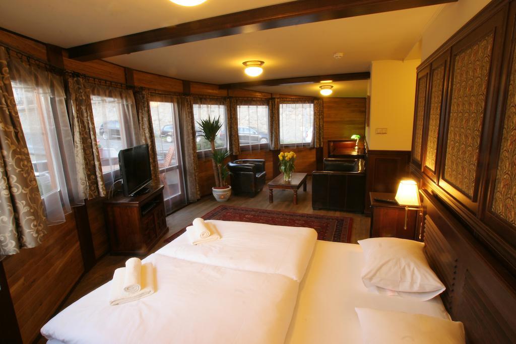 Deluxe Junior Suite with Terrace