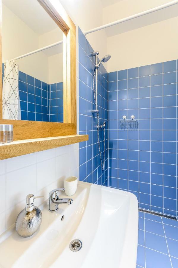 Studio Apartment,871041083:JPEG