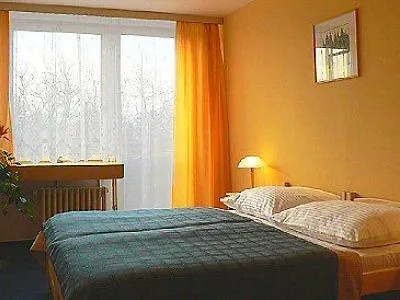 Hotel Dum-1