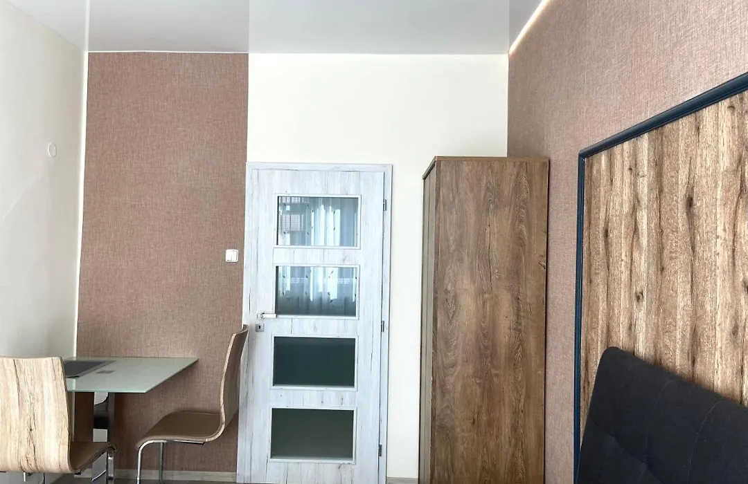 Lokal Apartment-1