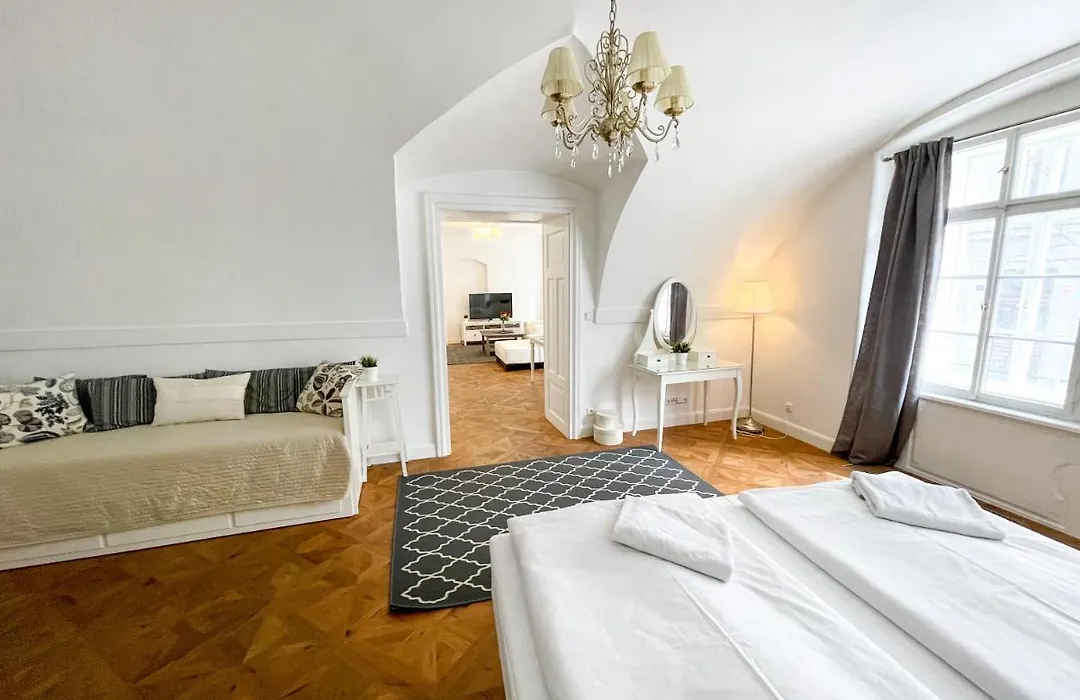 U Obecniho Dvora - Old Town Apartment-1