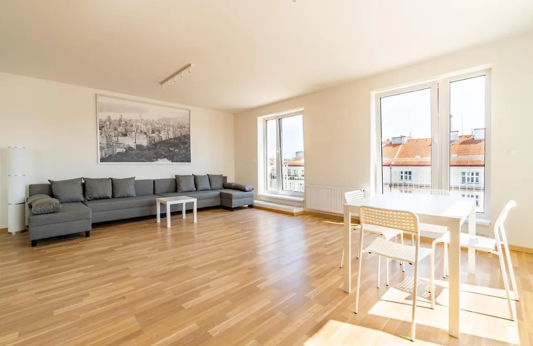 Penthouse # 81 With Panoramic City View In Elite Rezidence With Free Parking-1