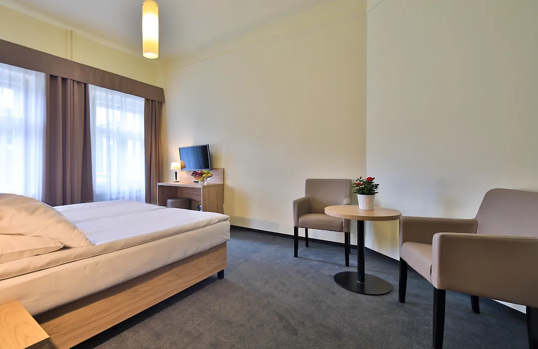 Atlantic Hotel-1