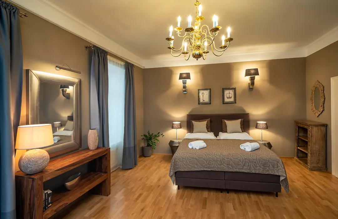 Old Town - Aparthotel Michalska-1