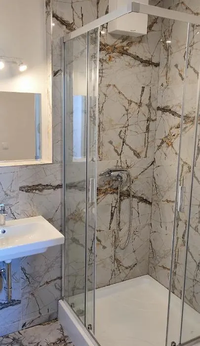 One Bedroom Penthouse Apartment # 82 In The Brand New Building Close To The City Center With Free Parking-1