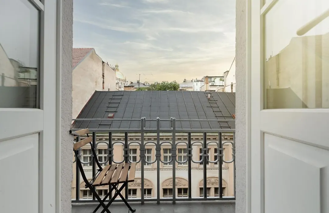 Luxury Central 150M2 Apartment On Wencelas Square With Private Garage-1