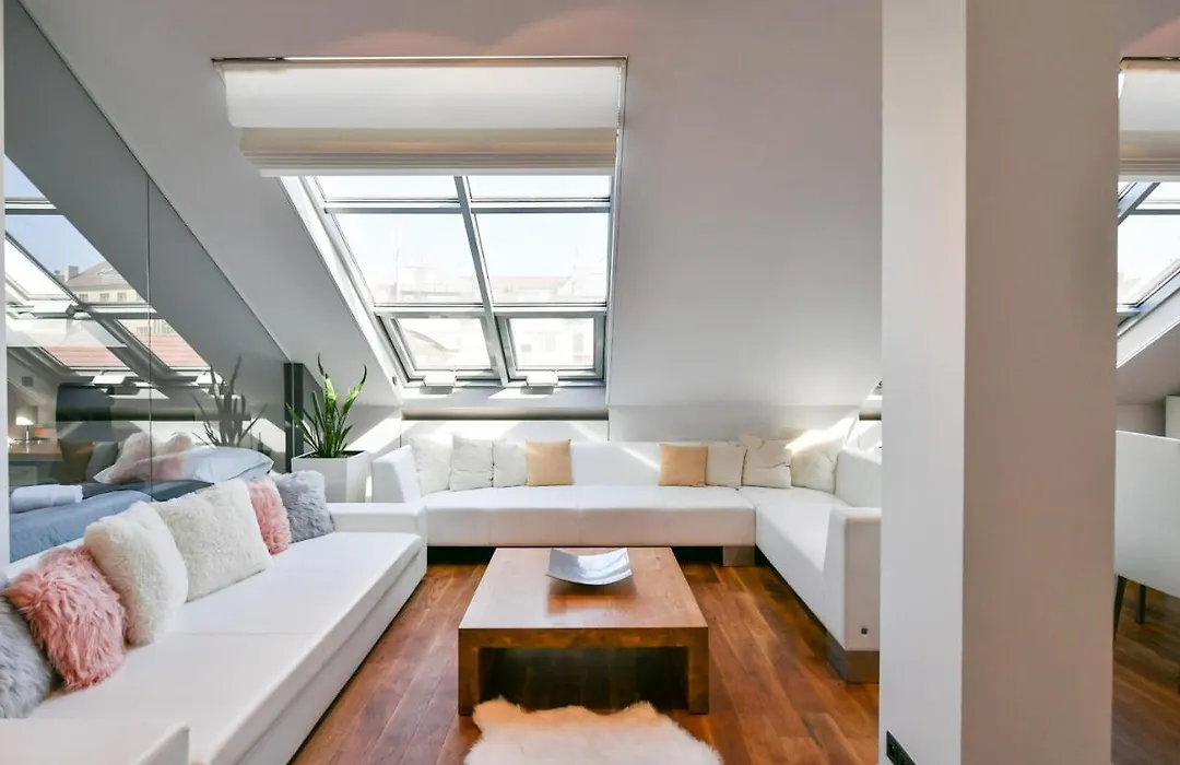 Luxury Central Penthouse With Sauna, Terrace, 250M2, 5Bdrm, 3Bthrm-1