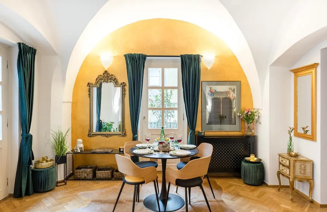 Adam'S Apartment - Best Location-1