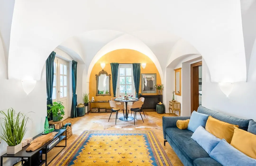 Adam'S Apartment - Best Location-1