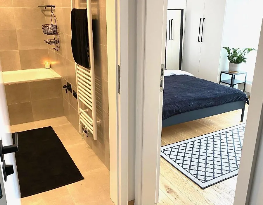 Room B 502-1