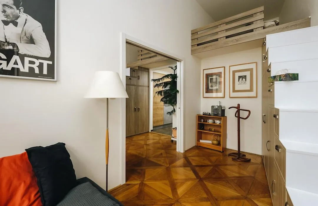 Cozy & Comfortable Apt Walking Anywhere You Want Sen-1