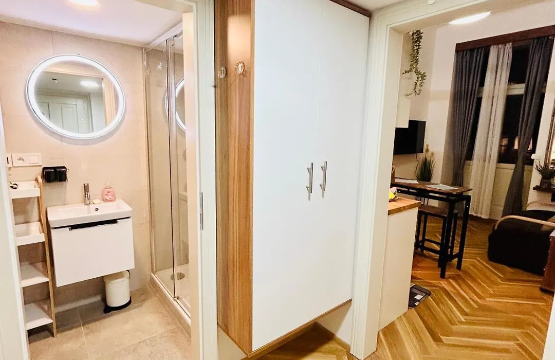 Cozy Design Homestay With Terrace-1