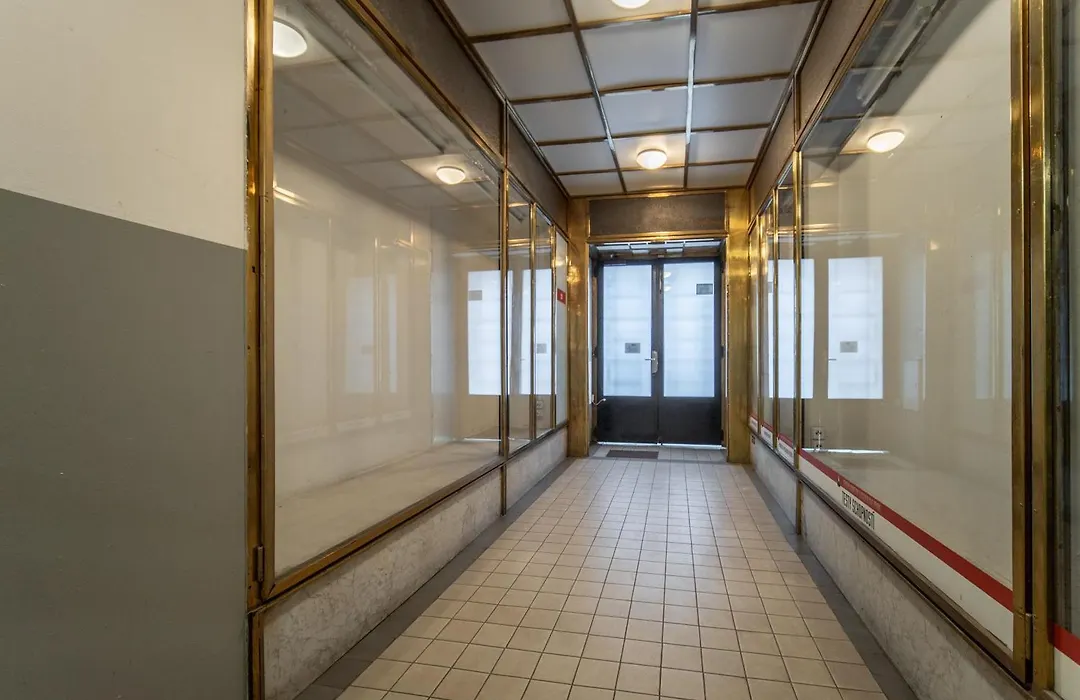 Sunny 2Br Apt. On Wenceslas Square With Paid Parking By Easybnb Premium-1