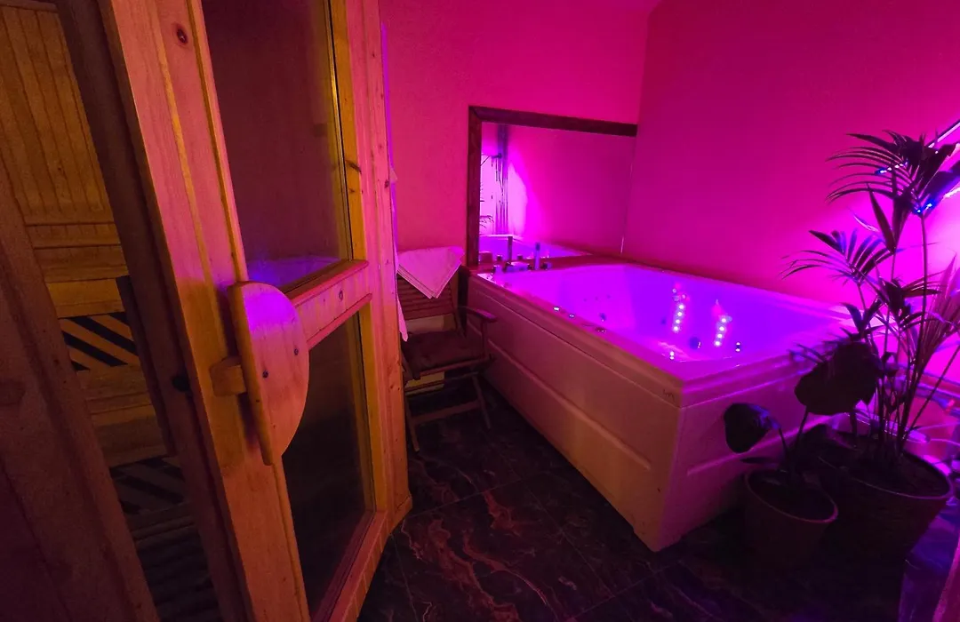 Oasis-Spa-1