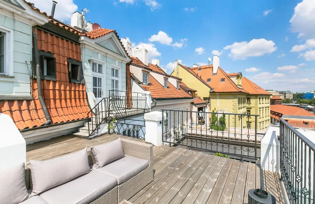 Residence Charles Bridge-1