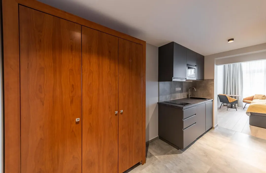 Apartments Abri-1