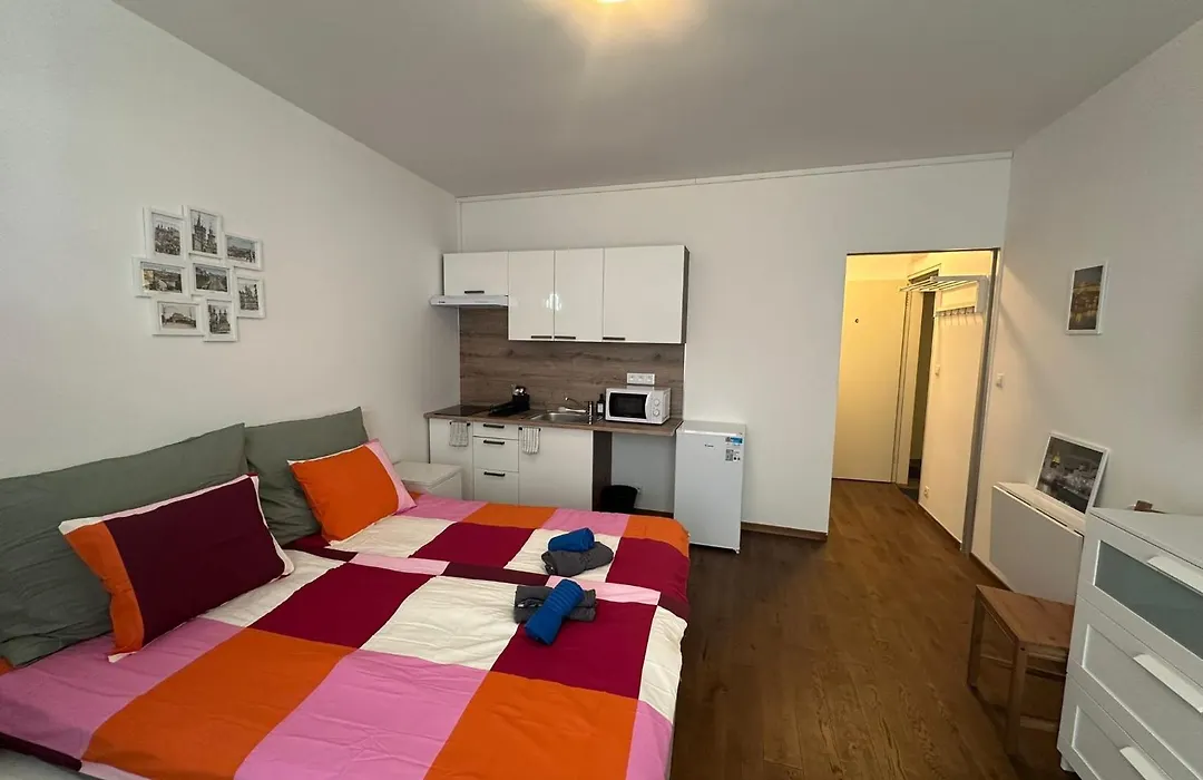 City Center Apartments - Moderna Praha-1
