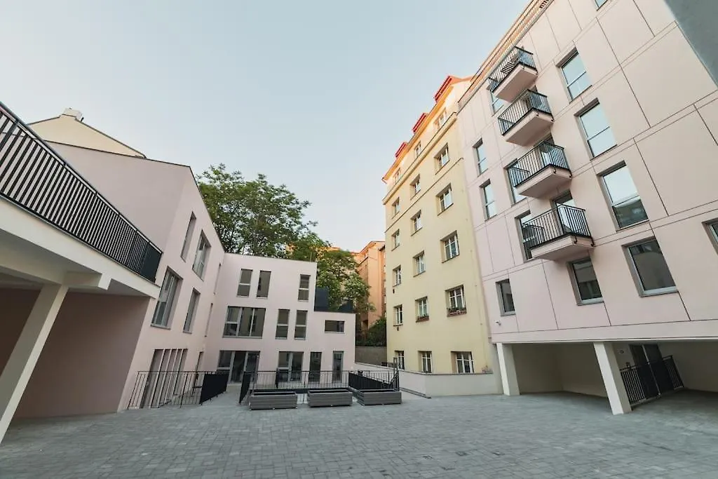 Grand Loft Apartment 110M2-1