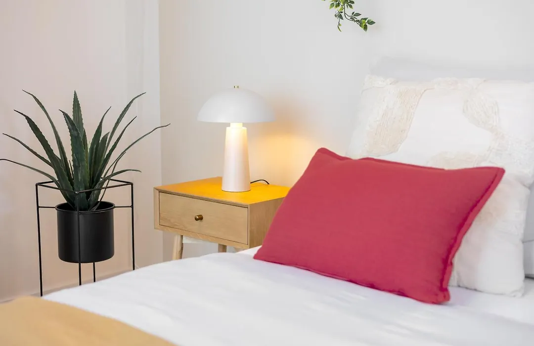 Bright 2Br - 4Th Floor, Balcony, Free Parking By Gravity Prague-1
