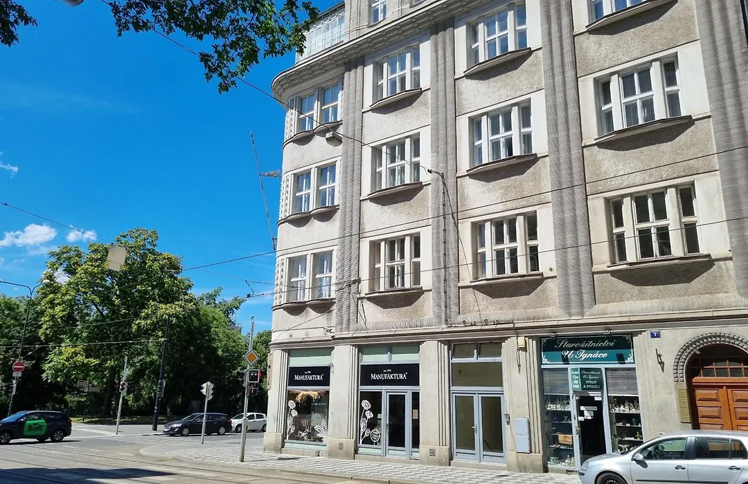Oasis Apartments At Charles Square-1