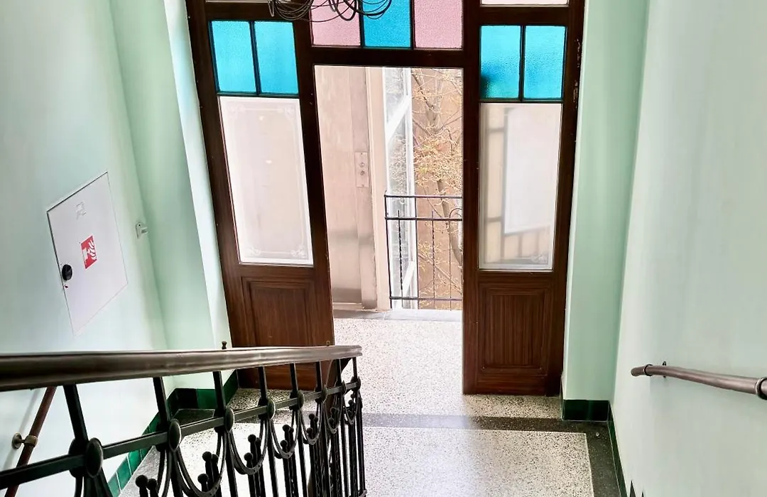 ESMOA apartments - Ovenecká, Praha 7 - plně vybaven-1