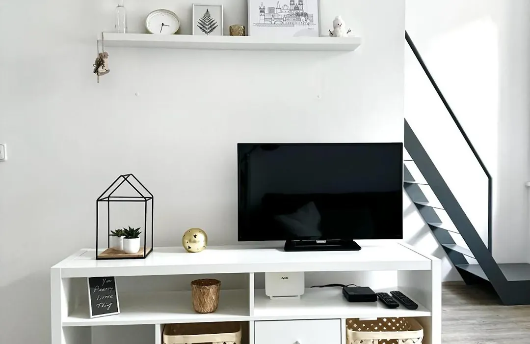 Apartment By Charles Bridge-1