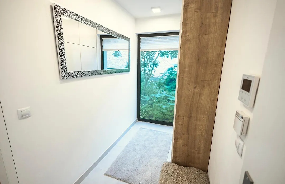 Luxury Angel Apartment With Terrace-1