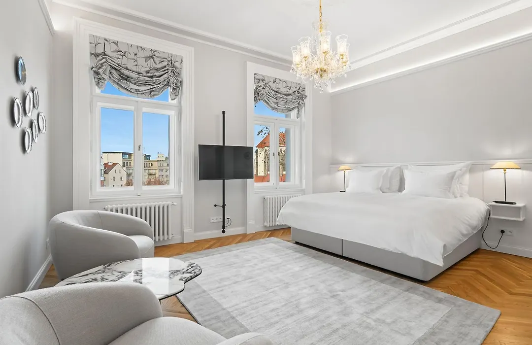 Vodickova Luxury Suites-1
