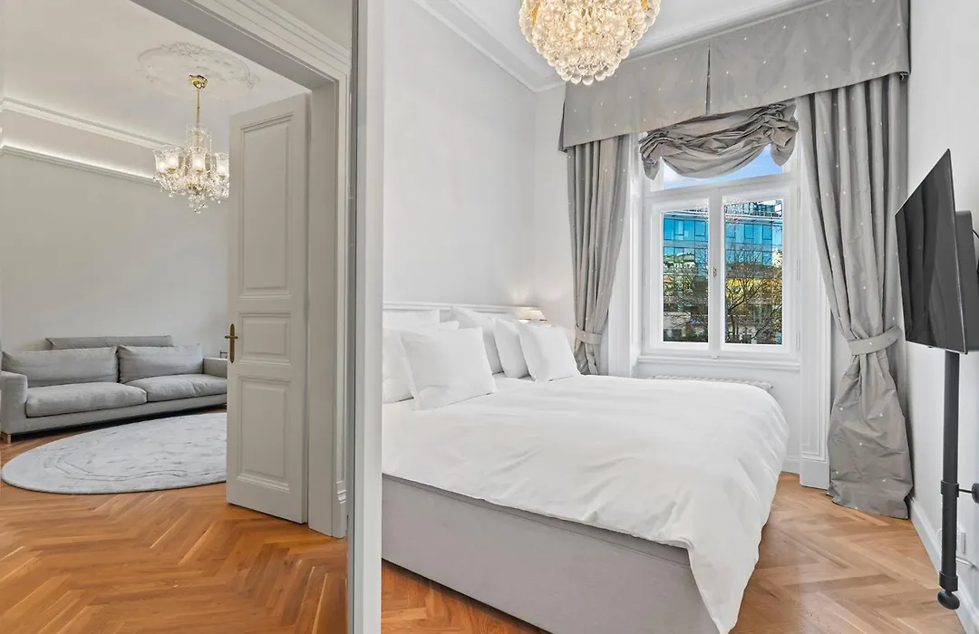 Vodickova Luxury Suites-1