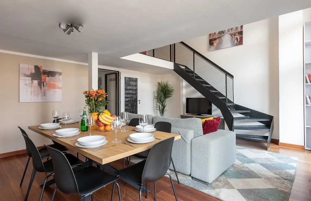 Spacious Family Apartments With Balcony I Metro I Karlin-1