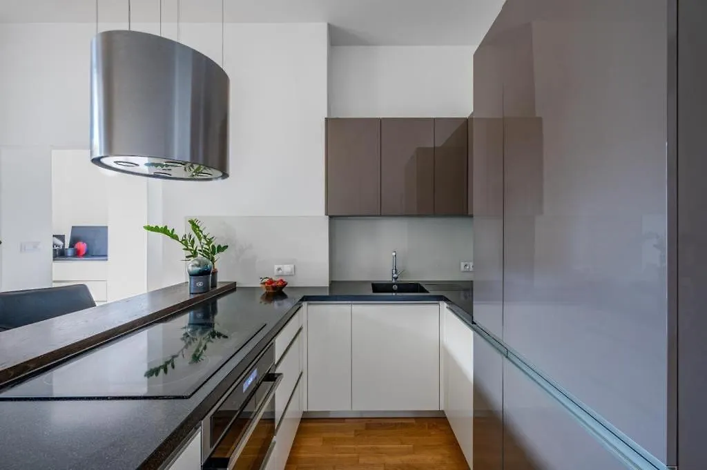 Great Apartment In The Hype Neighborhood-1