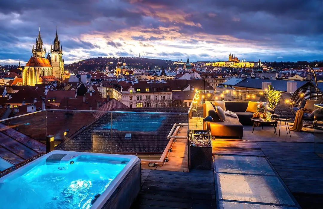 Billionaires Boutique Residence & Premium Suites, Old Town-1