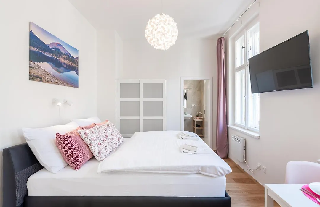 Residence Tesnov Apartments Near The Old Town - Easy Self Check In-1