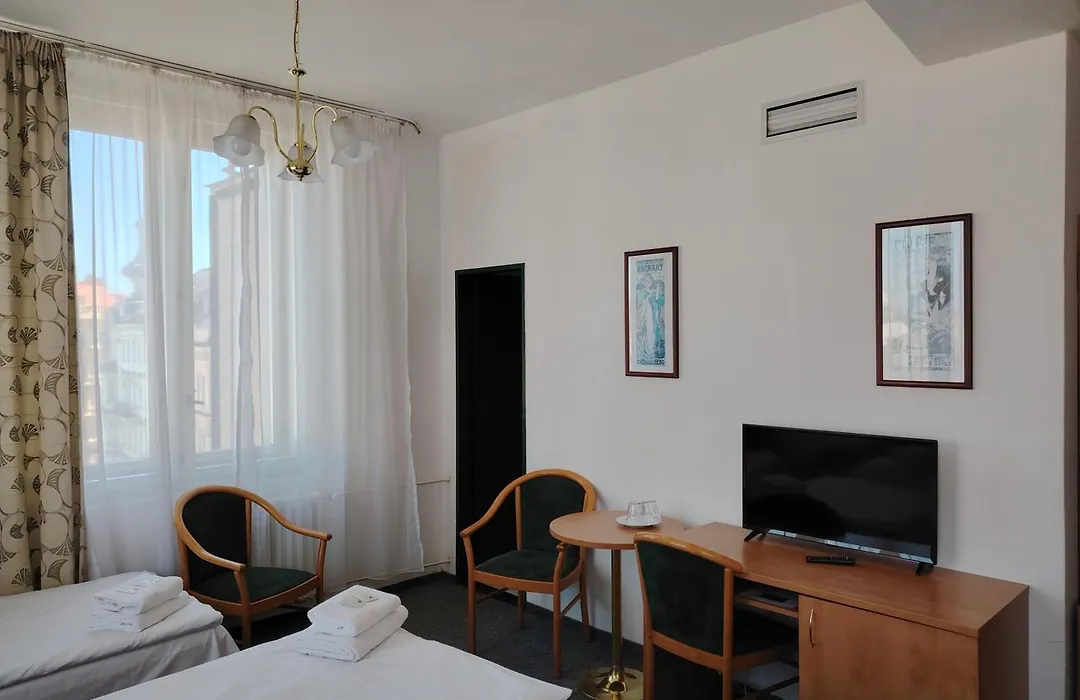 Hotel Legie-1