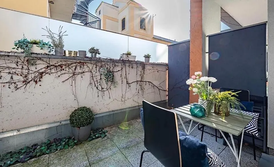 Apartement Blanc De Luxe-1