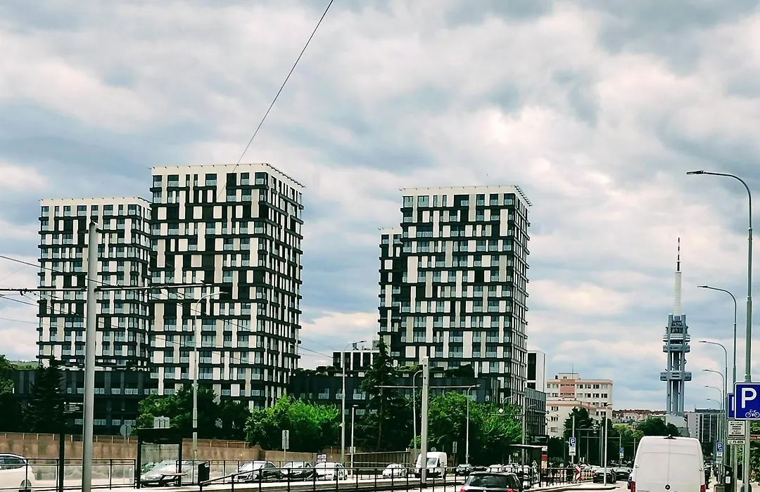 Modern Apartment With Parking-1