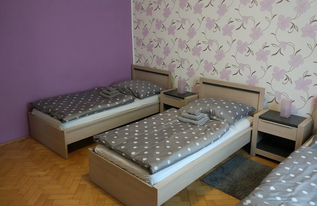 Apartments Tynska 7, Heart Of Old Town Prague-1