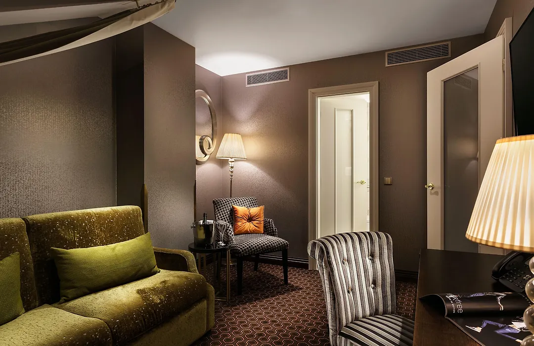 Cosmopolitan Hotel Prague-1