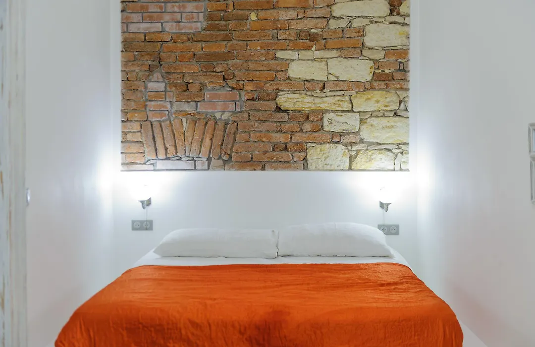 Pinkova Apartments-1
