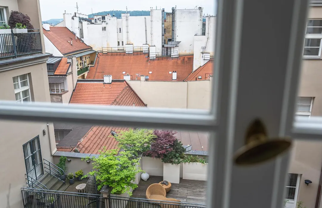 Wishlist Prague Residences - Karlín FREE PARKING-1