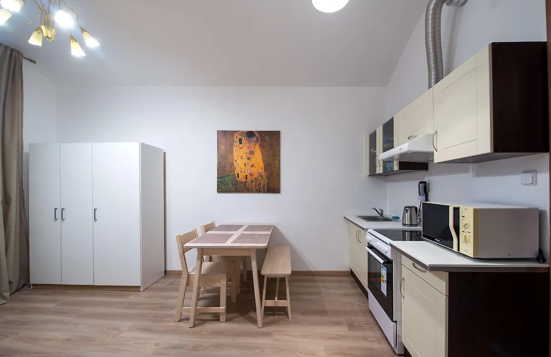 Residence Dobrovskeho 30-1