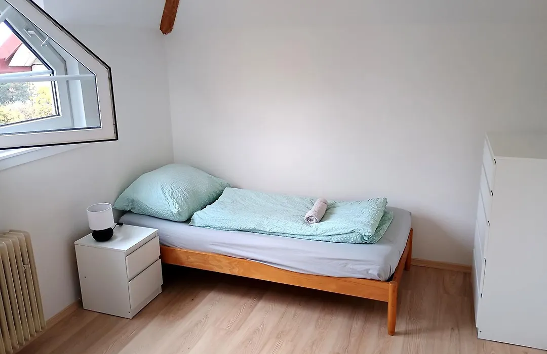 Ubytování nad kostelem pro ženy-1