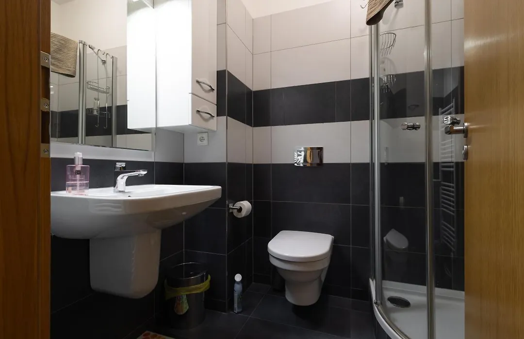 Staropramenna Residence-1